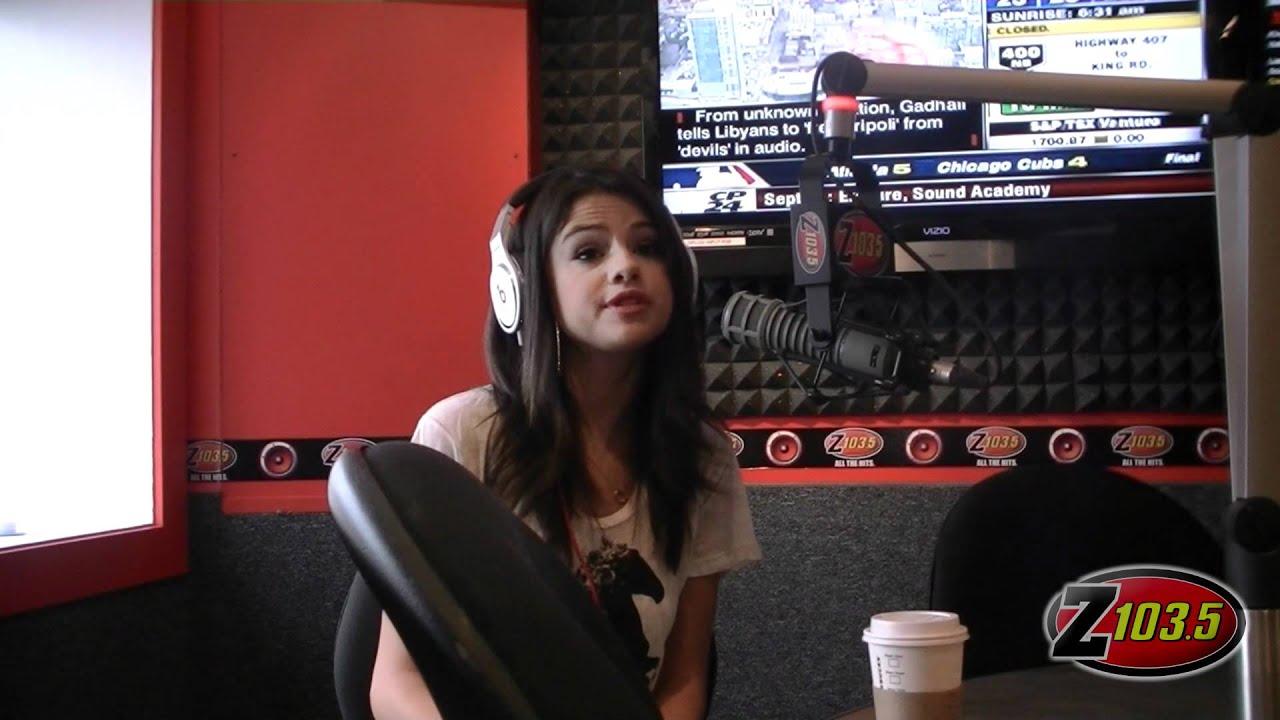 Z1035 - Selena Gomez Interview