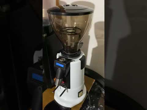 Краткий обзор и настройка кофемолки Macap M 5 D