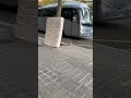 Secreto en un colchón – street artist Barcelona, art video BCN, street art video Barcellona