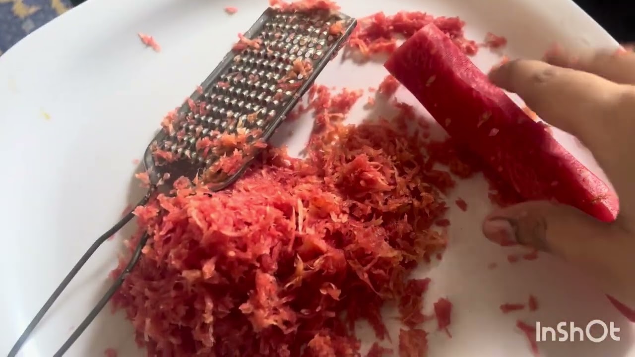 ￼ Aaj Maine Banai Gajar ka Halwa