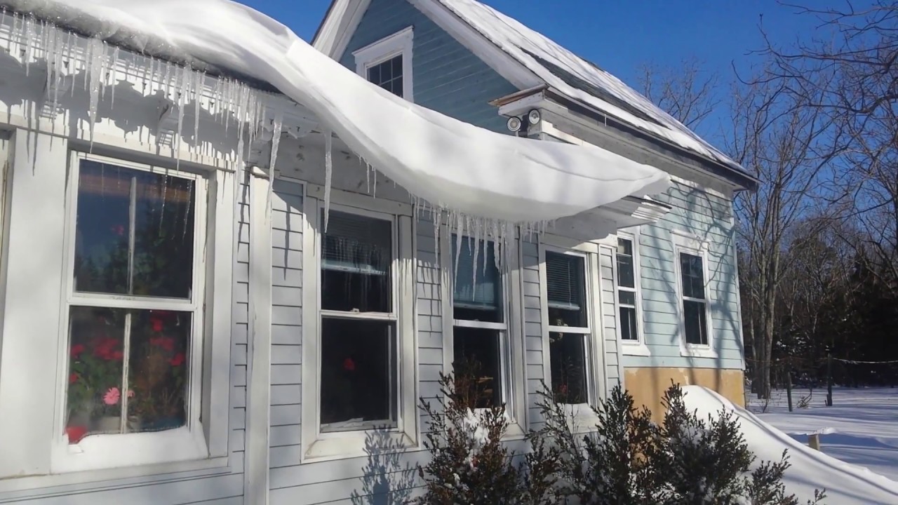 Standing Under a Giant Snow Overhang - YouTube