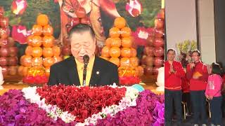 【因果图腾】家族杀猪,女童受报,猪灵上身,智商低下,行为怪异,呼吸声大、到处觅食;女童双手合十礼拜台长--20170930法国巴黎