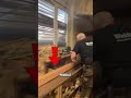 Kayu Keras Ini Bisa Ditekuk Kayak Karet