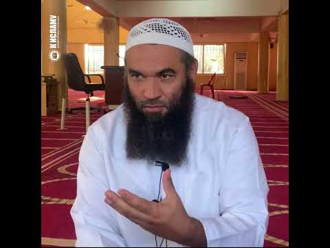 Не издевайся над религией, совершая маулид и другие новшества! Ринат Абу Мухаммад #Shorts