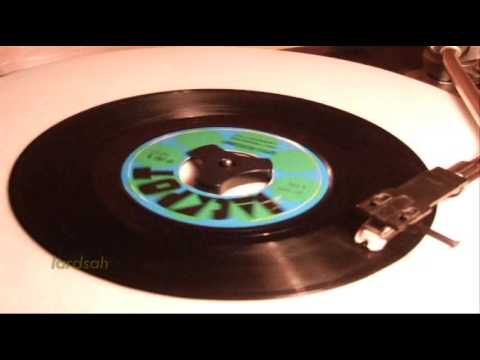Little Boy Blue / Mr. Versatile – Dark End Of The Street / Apple