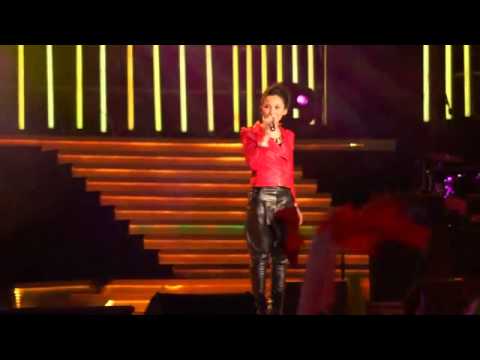 2010 12 31 高雄梦时代跨年晚会（梁文音   哭过就好了）