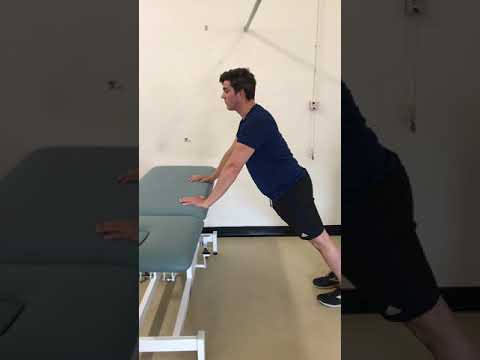 Table press – up