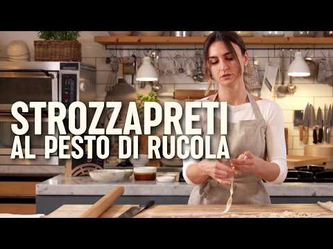 Strozzapreti al Pesto di Rucola e Pomodorini