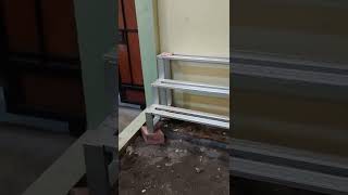 rak bunga baja ringan