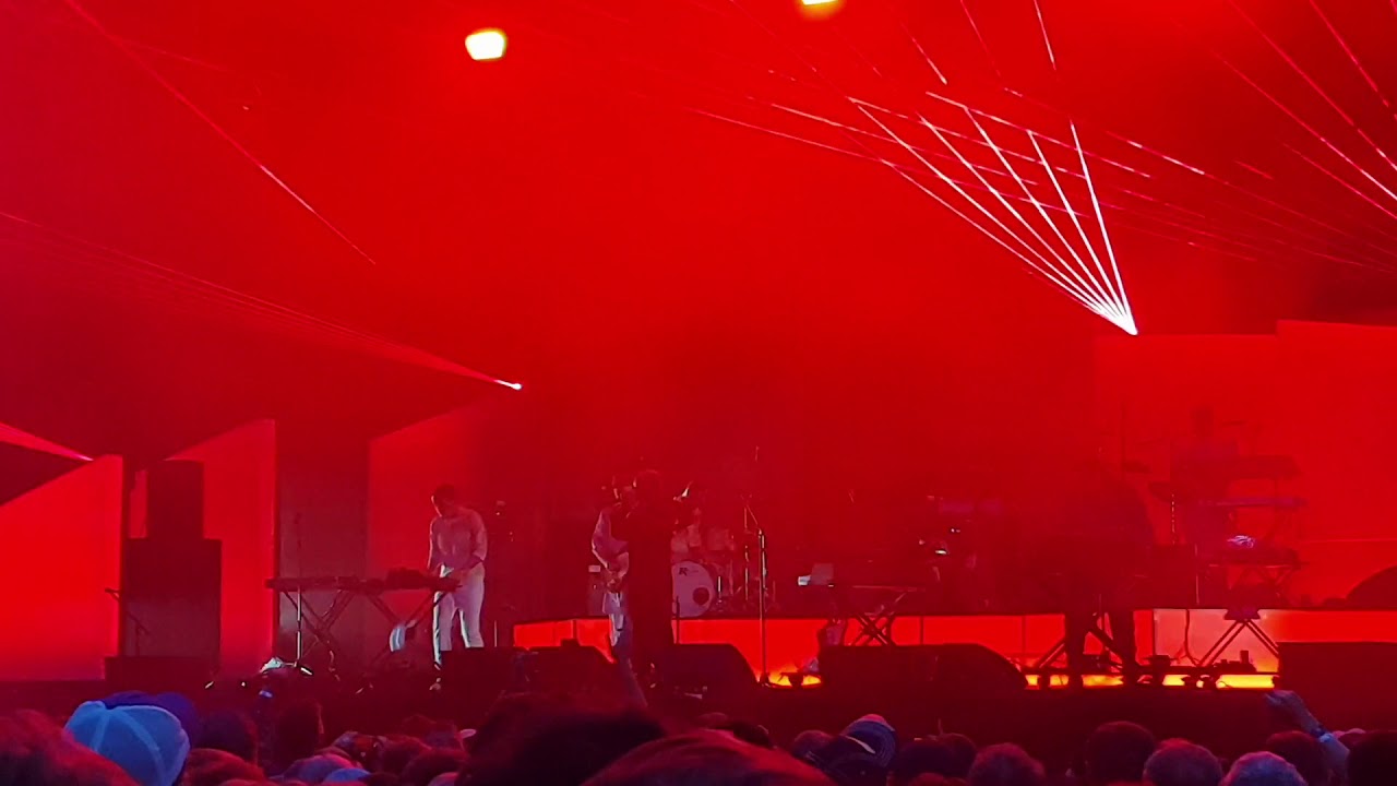 Hot Chip - Flutes Live @ Bluedot - YouTube