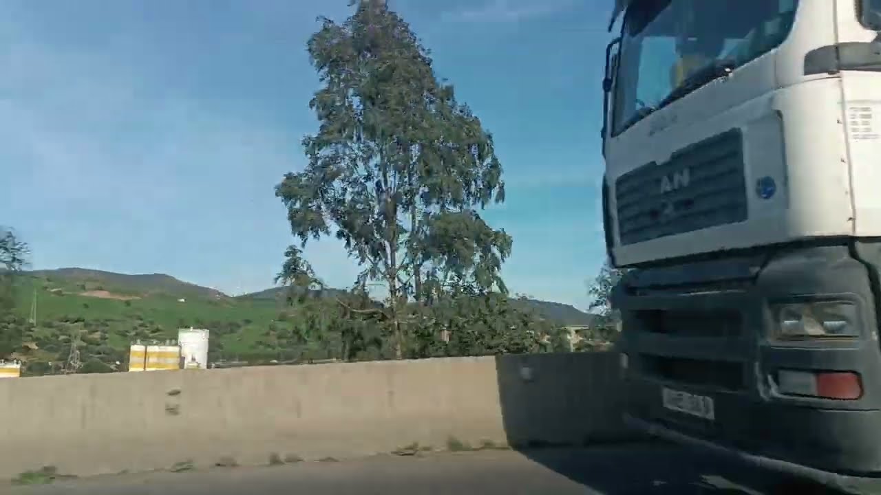 ربط تيزي وزو بالطريق السيار شاهد أطول جسر إسمنتي في إفريقيا  Raccordement de Tizi Ouzou l’Autoroute