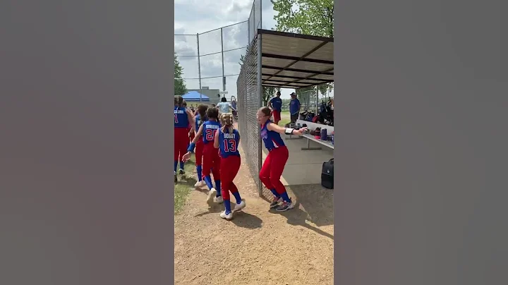 Right Foot Creep - NBA YoungBoy (BlueLouUmp Softball warmup) - Backflipping Umpire