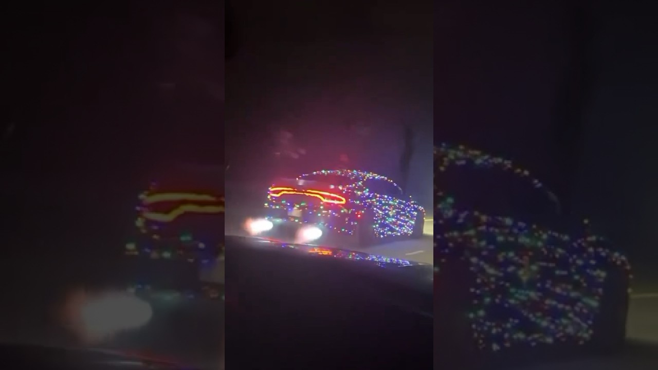 I PUT CHRISTMAS LIGHTS ON MY SCATPACK ! dodge mopar 