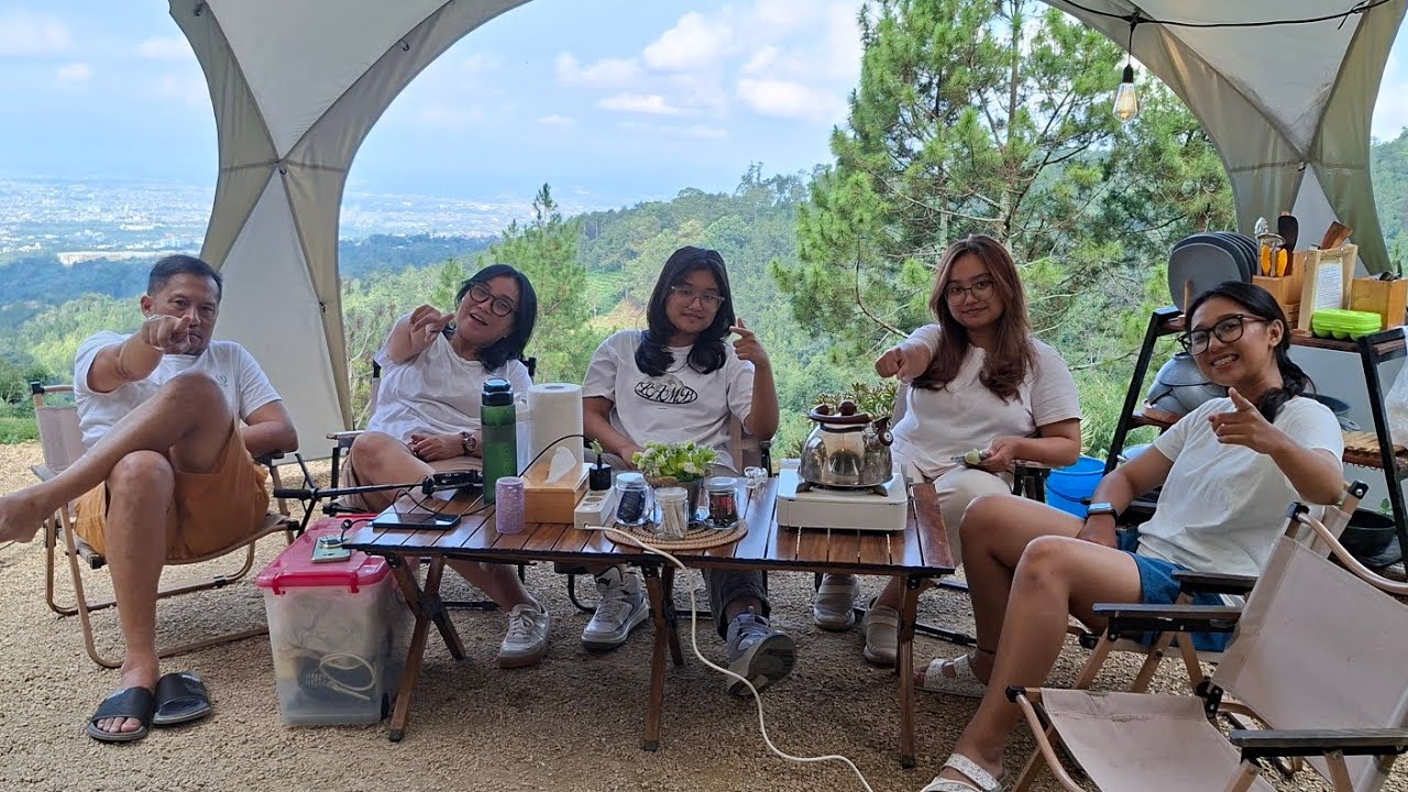 CAMPING BATU CAMPSITE, COBAN RAIS | Blok Merapi 8 | Vlog Travel B23 Family (Part 1)