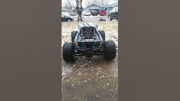 XMAXX LAUNCH SLOWMO!