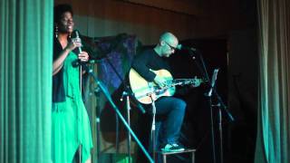 Moby Plays "Oh Holy Night" 12.21.11