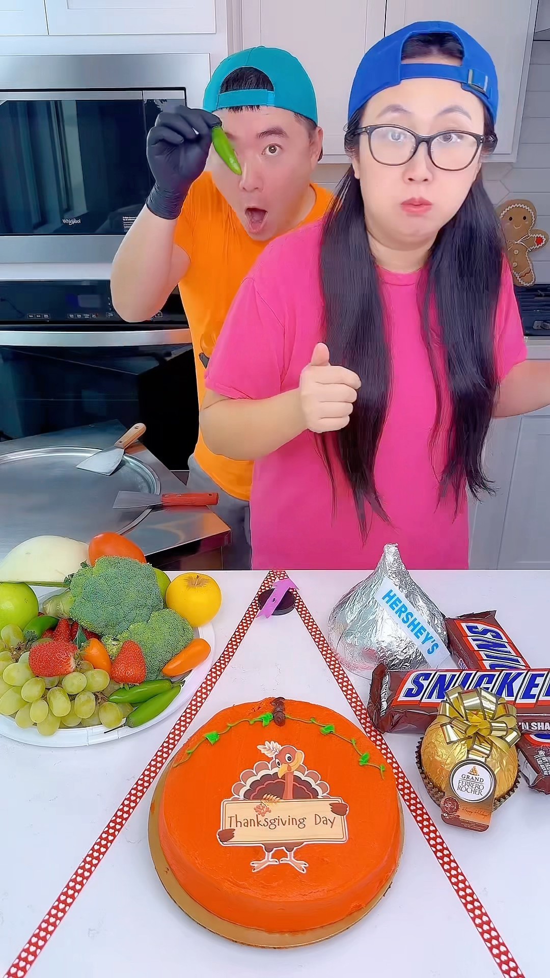 Happy Thanksgiving cake vs bell peppers ice cream challenge!? #funny by Ethan Funny Family