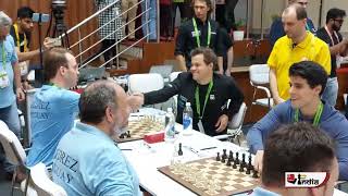 Magnus Carlsen arrives before his teammates at 44th Chess Olympiad 2022