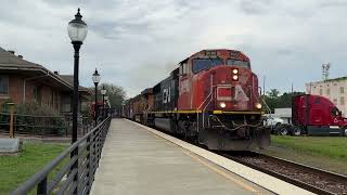 Cn Sd75I 5680 Leads Sb Manifest Train