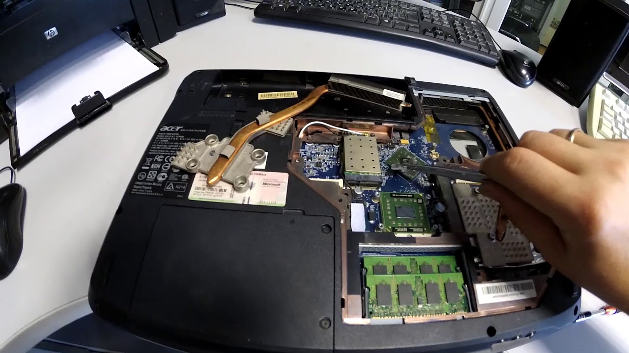 Acer Aspire 5520 и кусок алюминия