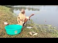 Fishing Video || Grandpa caught fish in the village pond using different types of bait || Hook Trap