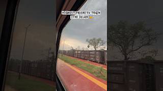 😳😨LUXURY TRAIN BUT DELAY NE PURA MOOD OFF KAR 😨DIYA#rajdhaniexpress#indianrailways #irctc #irctcr
