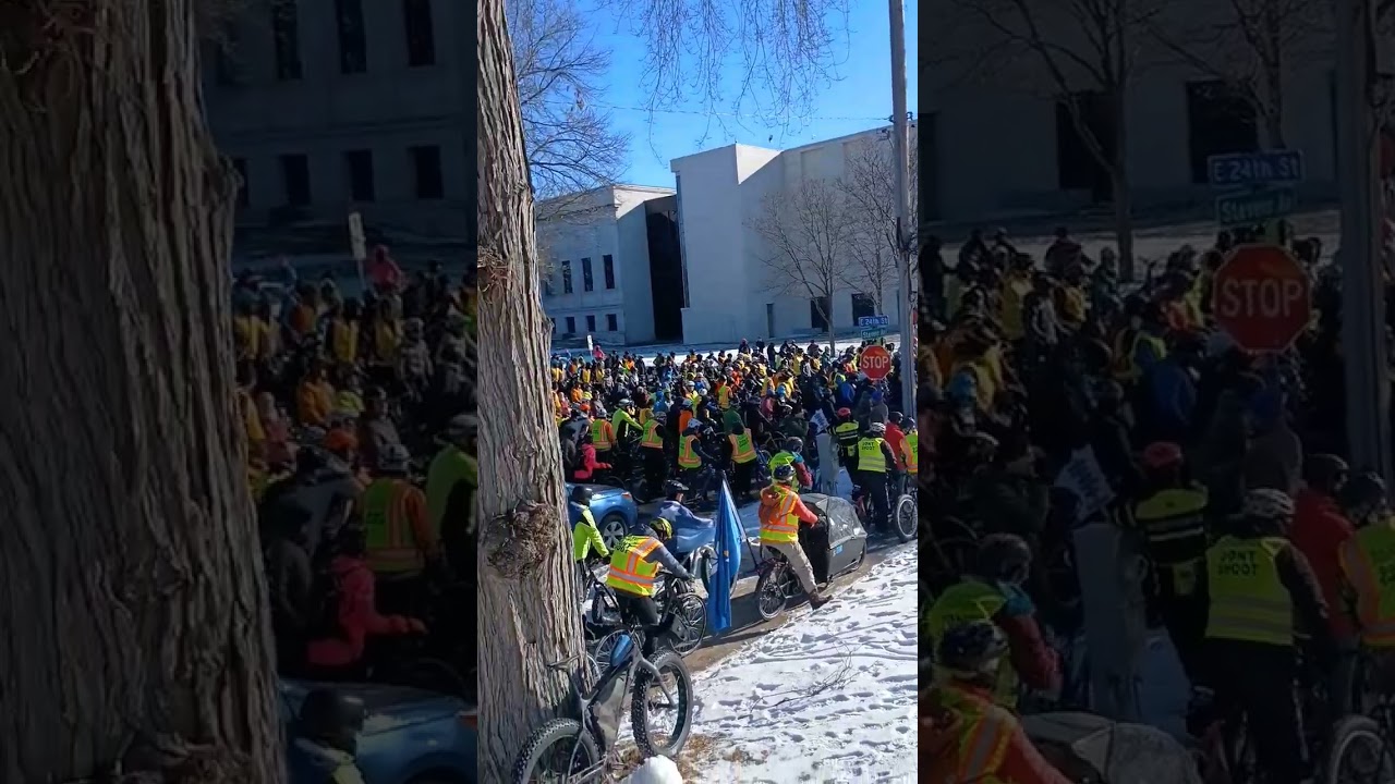 Alex Pretti Memorial ride start