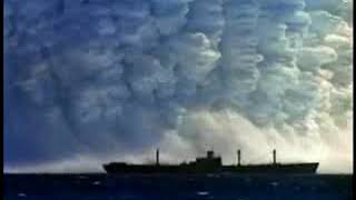 Ledakan bomb atom di laut