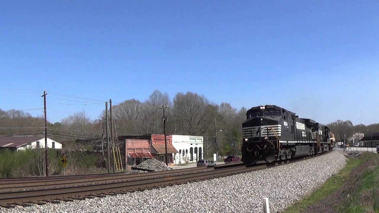 HD: NS Military Train 057 in Temple, GA