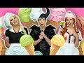 ELSA AND ANNA ICE CREAM TRUCK. (With Ariel, Belle, Rapunzel and Jasmine) Totally TV parody