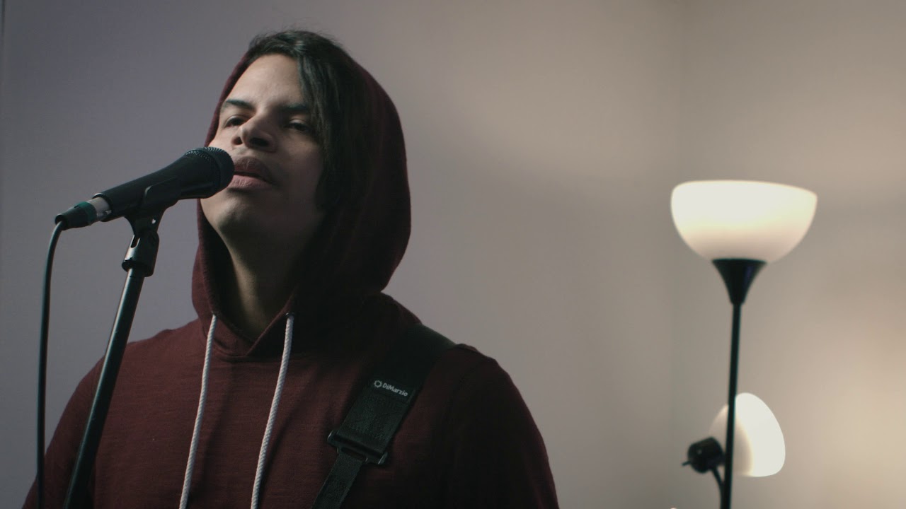 Guarda Halsey - Without Me (RVNT Cover) su YouTube Guarda Halsey - Without Me (RVNT Cover) su YouTube