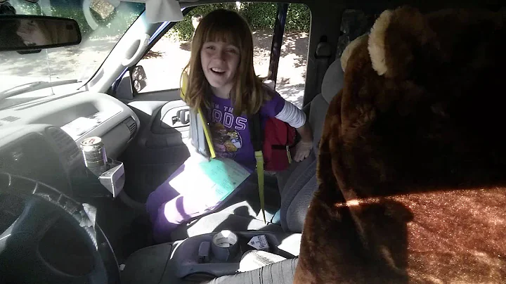 Dad embarrasses daughter at school with beaver hat