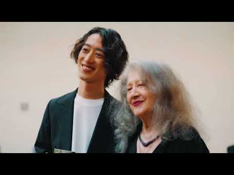 【Magyar】Beszélgetés a világhírű zongoraművész, Martha Argerich és Hayato Sumino között