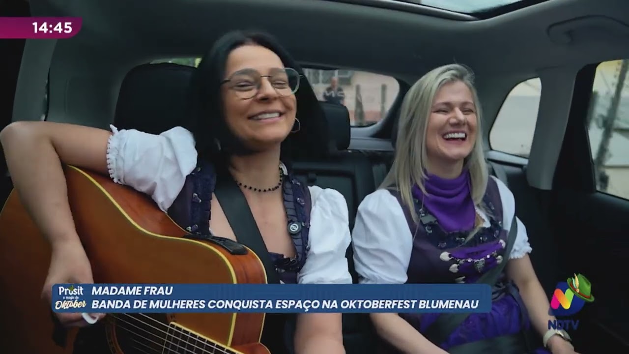 Tô de Carona: Banda de mulheres conquista espaço na Oktoberfest Blumenau