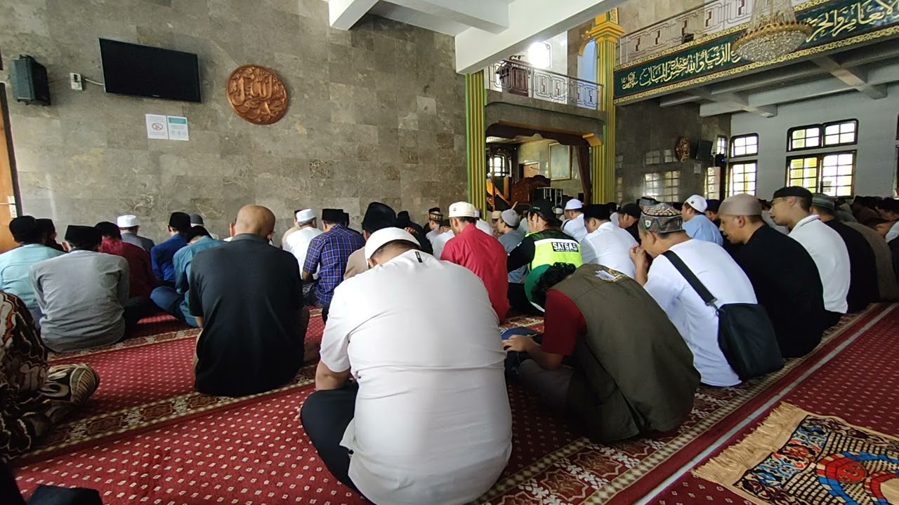 DZIKIR JAHAR DI MASJID NURUL ASROR