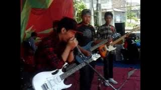 Blackhongghuan band Slank - Terlalu manis&Orkes sakit hati (cover) at SMK 1 PANJI SITUBONDO