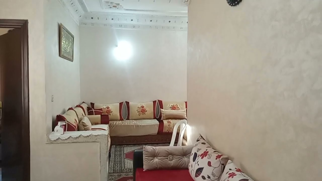 شقة للبيع  بحي مونفلوري 2 قرب مسجد وجميع المرافق اما المساحة 77 متر☎️0693034847