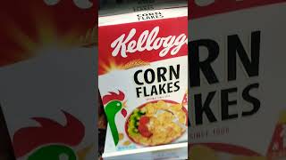 short | CORN FLAKES