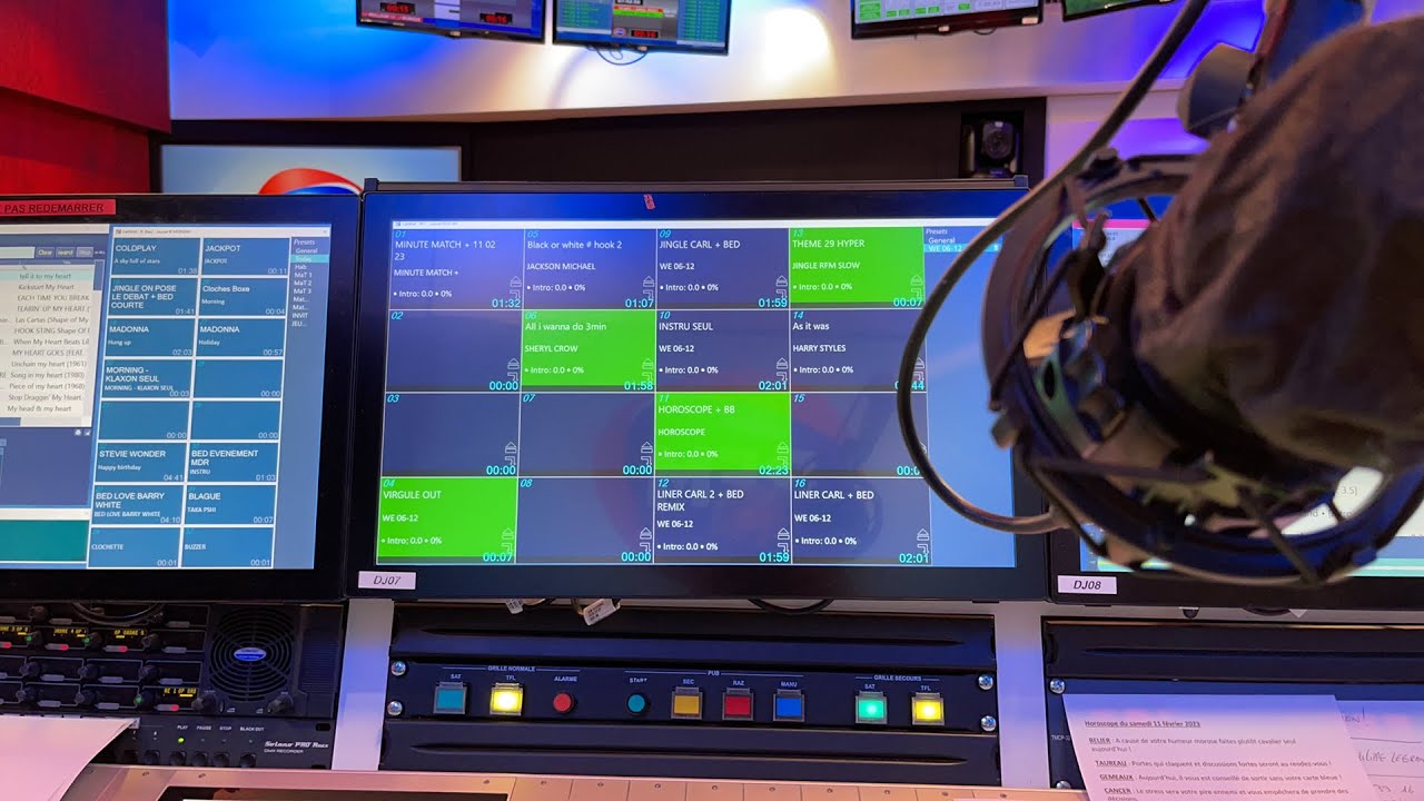 En direct du studio radio RFM - YouTube