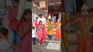 Ashedii Ekshi Song Marathii