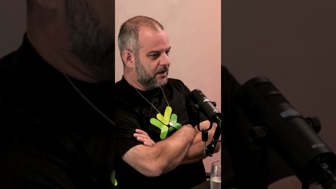 O Desafio de Tsunoda ao Lado do Melhor Piloto Atual 