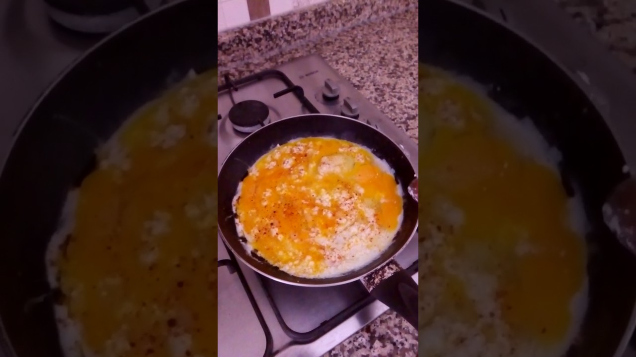 Peynirli Yumurta Tarifi Videosu Peynirli Yumurta Tarifi Videosu