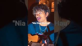 Nia Diak Liu Hau - Alex Pasaribu