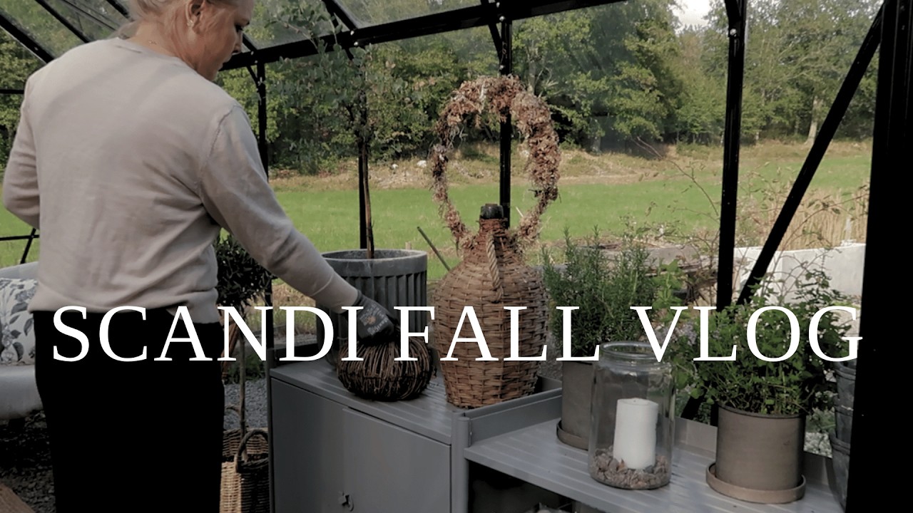 DECORATING the GREEN HOUSE for FALL I SIMPLE FALL DECOR I Slow Living in Sweden