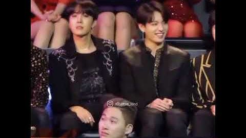 when Momoland started dancing in front of BTS and BTS reactions....