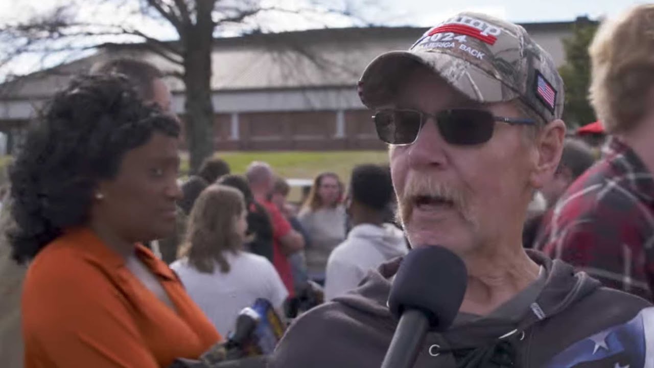 ⁣Fmr Democratic Mayor Now Trumper Lets The Racism Fly Outside Trump Rally