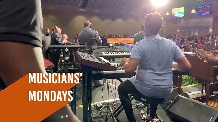Musicians' Mondays // Praise Break with M.A.A.L Band