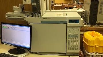 Hewlett Packard 6890 Series Model G1530A Gas Chromatograph