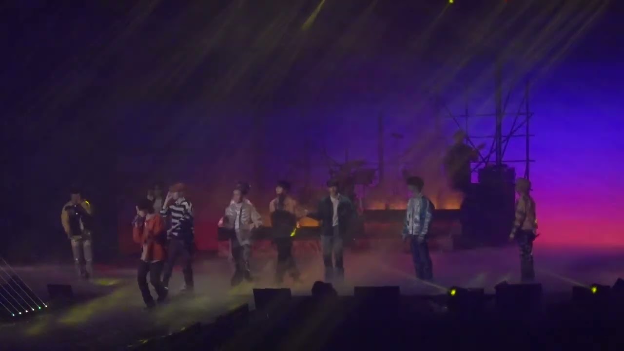 【ORANGE】 2022/11/12  TREASURE  [ HELLO ]  Seoul Concert Day1