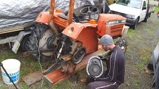 Fixing a Leaking Rear Axle Oil Seal - Kubota L1802 Tractor